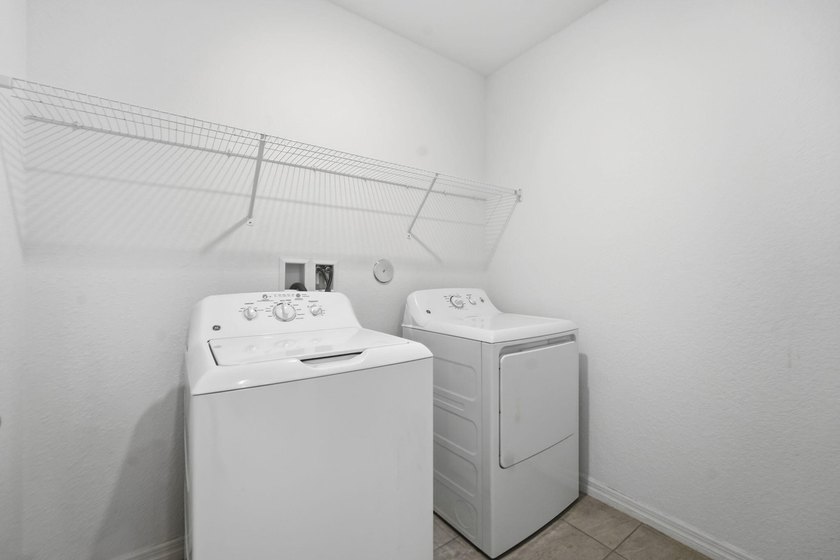 4 BEDROOMS | 3 BATHROOMS | PRIVATE GUEST APARTMENT | NO HOA | - photo 30