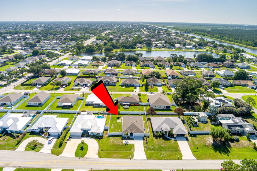 4 BEDROOMS | 3 BATHROOMS | PRIVATE GUEST APARTMENT | NO HOA | - photo 44