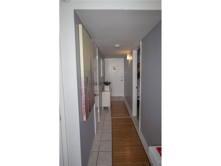 INVESTORS!!!!REDUCED!!!!!! PRICED TO SELL!!!!This beautifully - photo 4