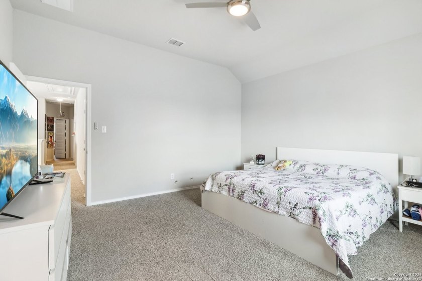 Welcome to the Weaver floor plan, a spacious and beautifully - photo 22