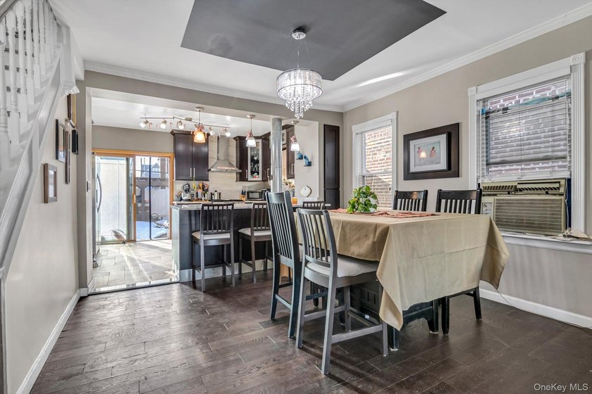 location! location! Prime Auburndale location! This tastefully - photo 4