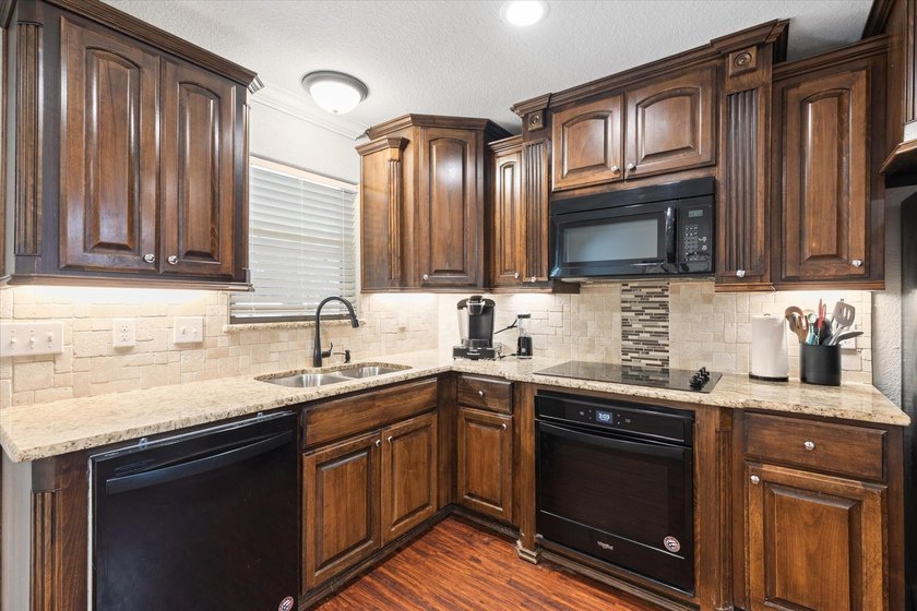Just a few steps from Lake O' the Pines, this fully furnished - photo 5