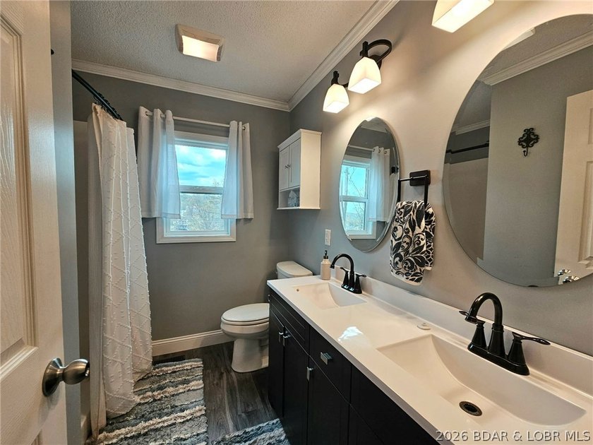 A FISHING ENTHUSIATST'S DREAM RETREAT.........This second tier 2 - photo 20