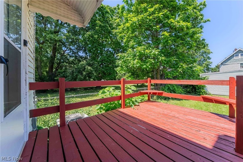 Charm meets function on this corner-lot gem in a pocket of - photo 22