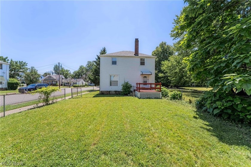 Charm meets function on this corner-lot gem in a pocket of - photo 26