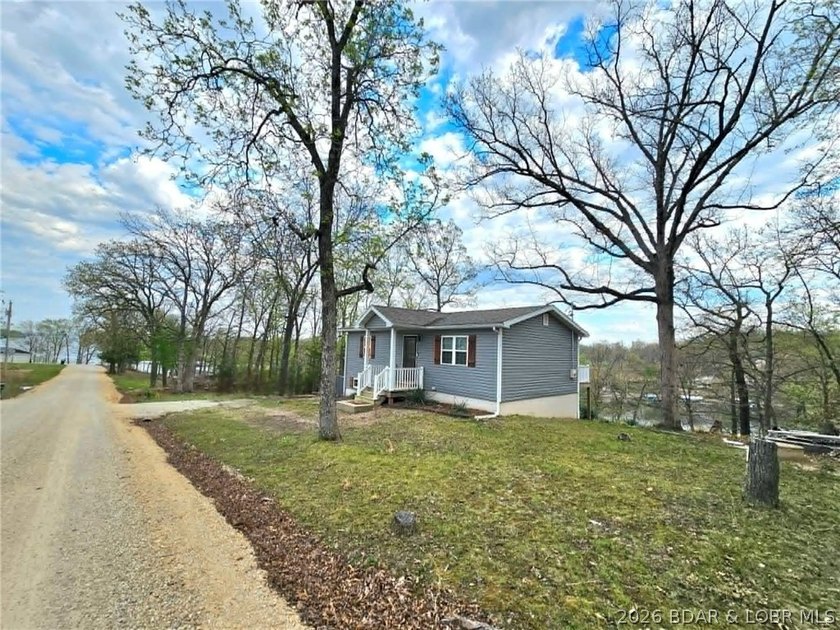 A FISHING ENTHUSIATST'S DREAM RETREAT.........This second tier 2 - photo 33