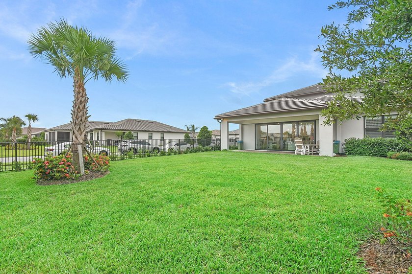 Move-in ready, this spacious 5bed, 4bath CBS home sits on a - photo 25