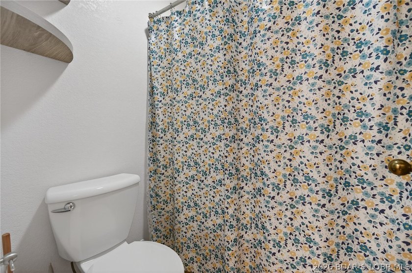 Welcome to this beautifully updated lakefront condo in one of - photo 22