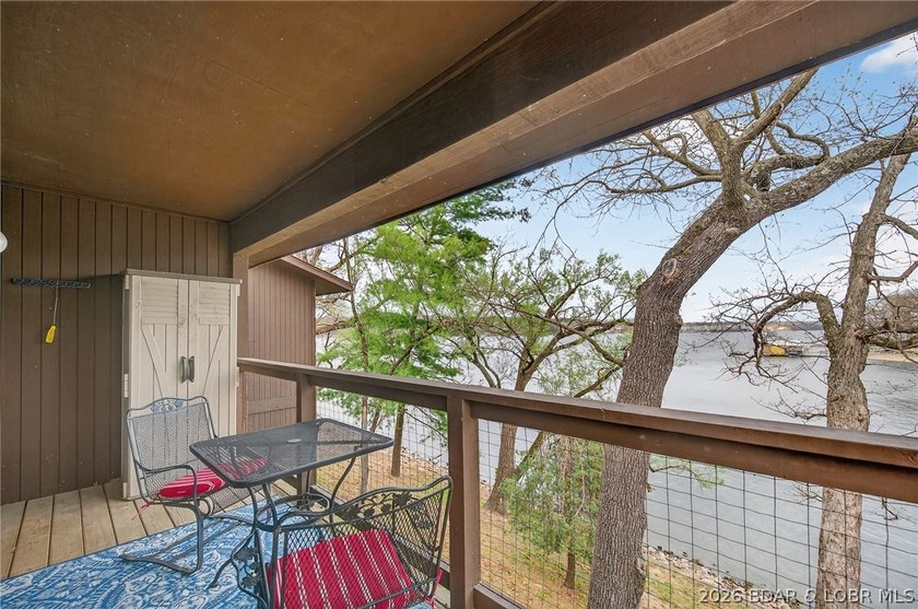 Welcome to this beautifully updated lakefront condo in one of - photo 31