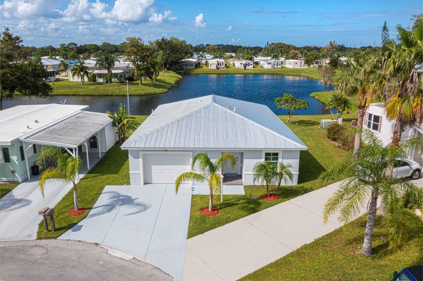 Spanish Lakes Riverfront offers the perfect blend of lifestyle - photo 8