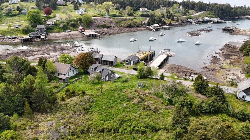 A rare inner harbor offering with a 5 bedroom house and a 32 x - photo 45