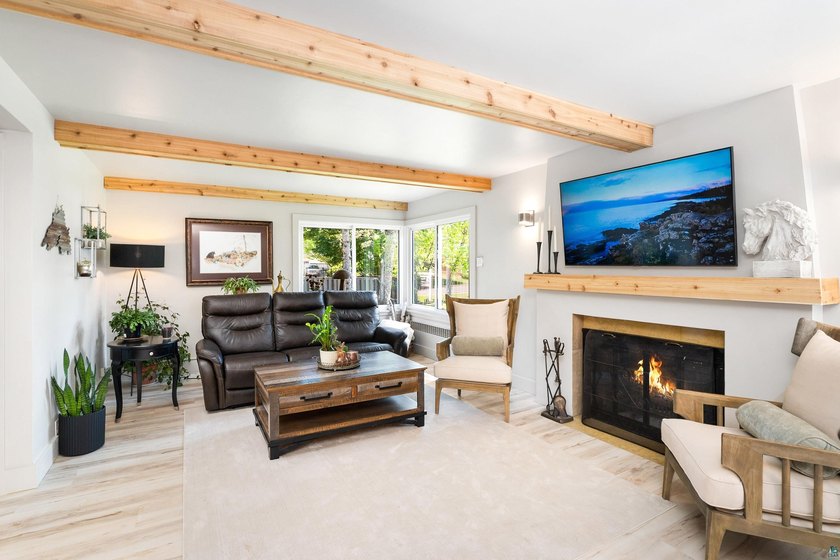 Set in the heart of Congdon, just moments from Lake Superior - photo 16