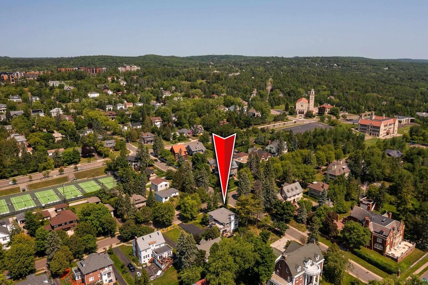 Set in the heart of Congdon, just moments from Lake Superior - photo 19