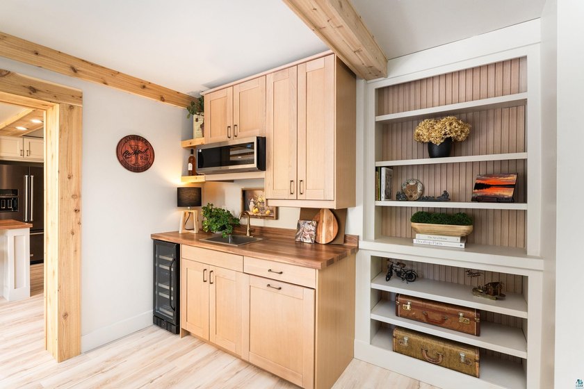 Set in the heart of Congdon, just moments from Lake Superior - photo 21