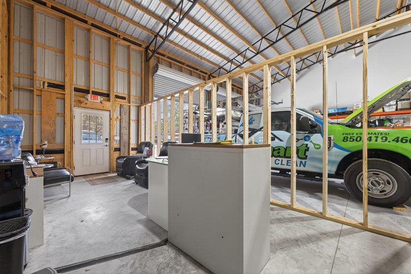 Income producing, potential Barndominiom. live and operate a - photo 42