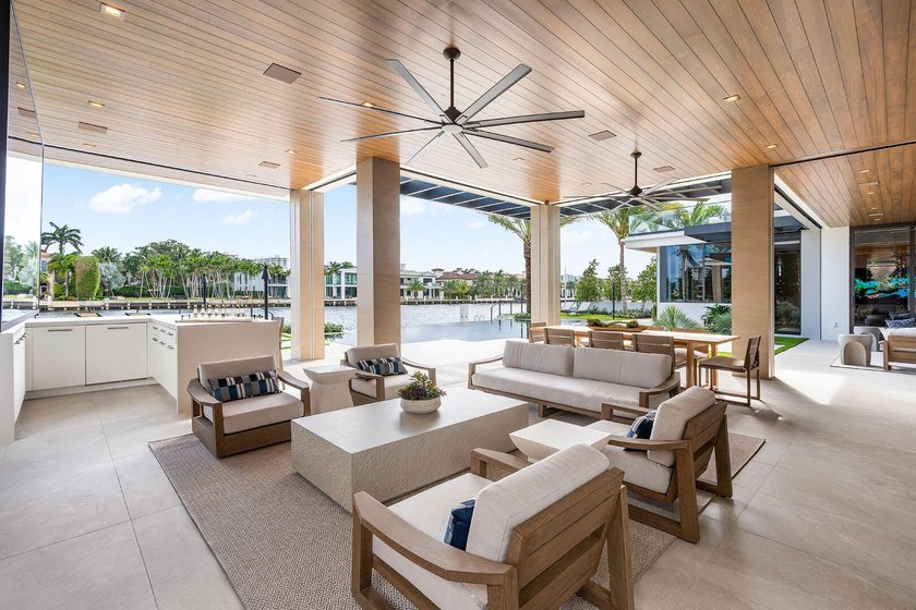 Experience a new pinnacle of luxury in this recently completed - photo 20