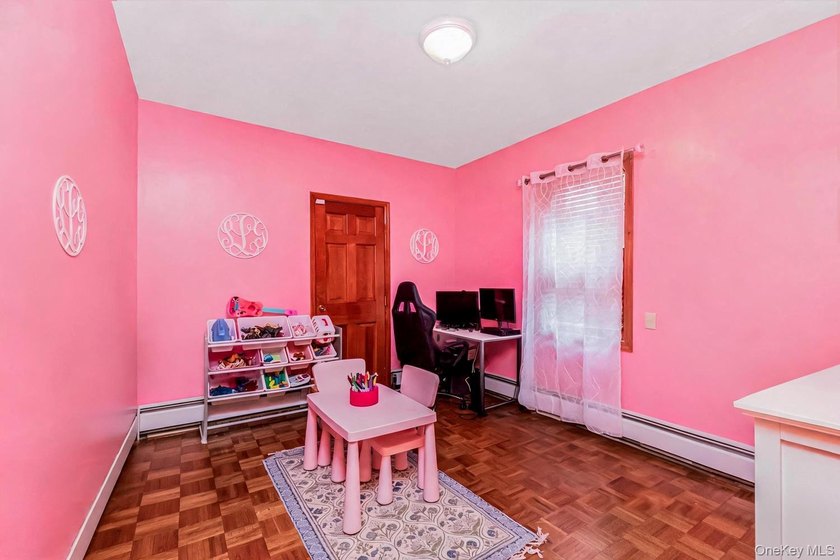 Welcome to 2234 Kingsland Ave - a cozy home on a quiet - photo 12