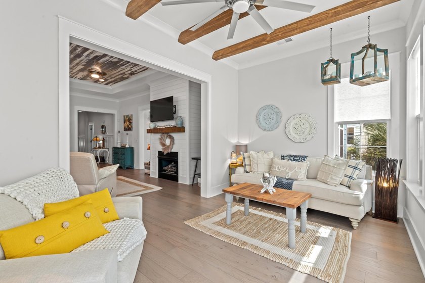 Beautifully upgraded 3-bedroom, 2.5-bath home located in the - photo 17