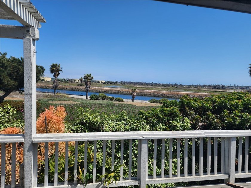 Excellent opportunity to live adjacent to the Los Cerritos - photo 4