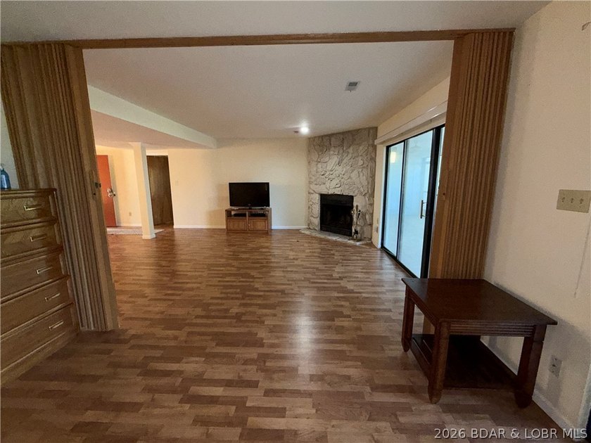 Beautiful walk-in condo offering the perfect opportunity for - photo 20