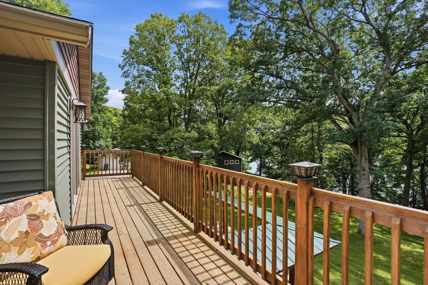 Welcome to your dream lake retreat on beautiful Loveless Lake - photo 18