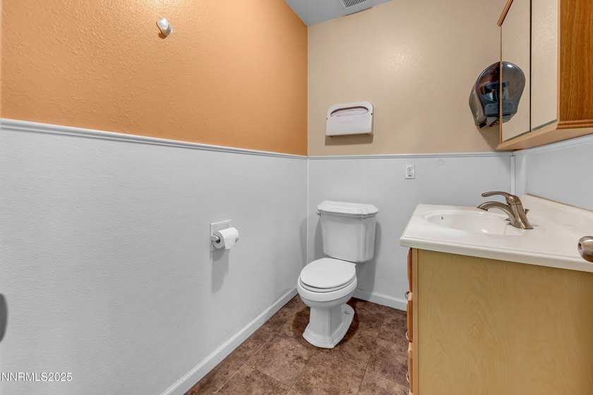 High-visibility property with the future Kaiser Permanente - photo 22