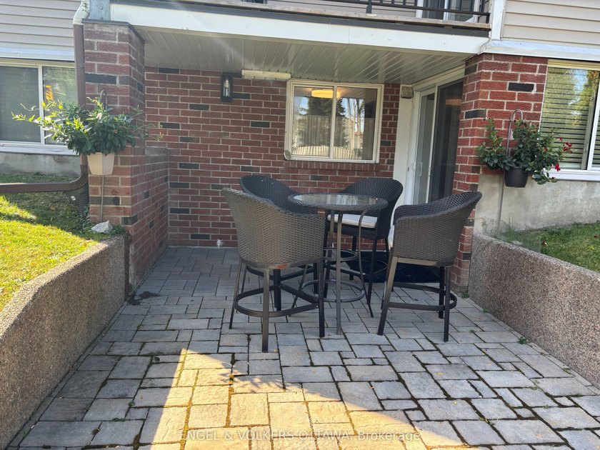Welcome to this beautifully renovated 2-bedroom main floor condo - photo 24