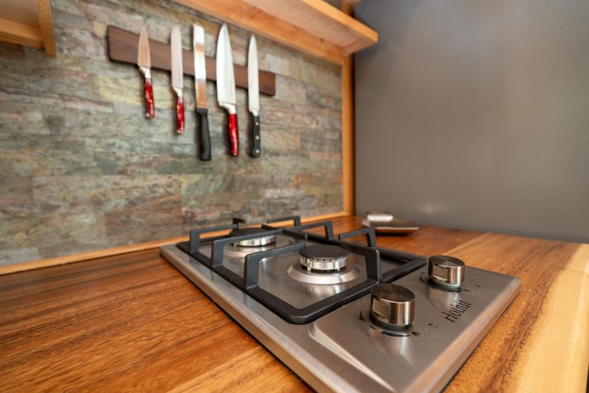 YOUR CHANCE TO STILL ENJOY A SEASONAL LAKESHORE HOME BEFORE - photo 29