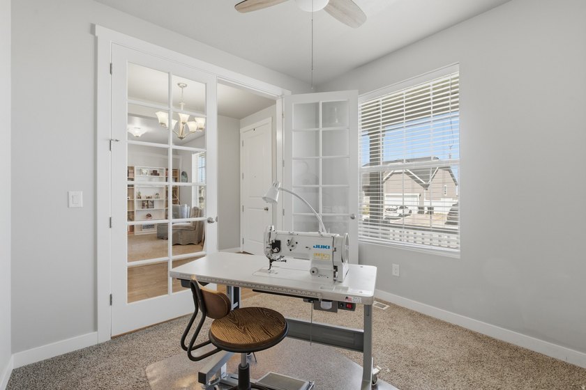 2 STORY UPGRADED IVORY BUILT GEM- Dreamy Great room/kitchen - photo 8