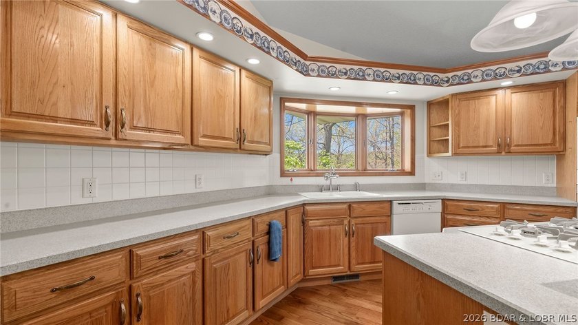 Privacy, acreage, and lakefront living come together at this - photo 11
