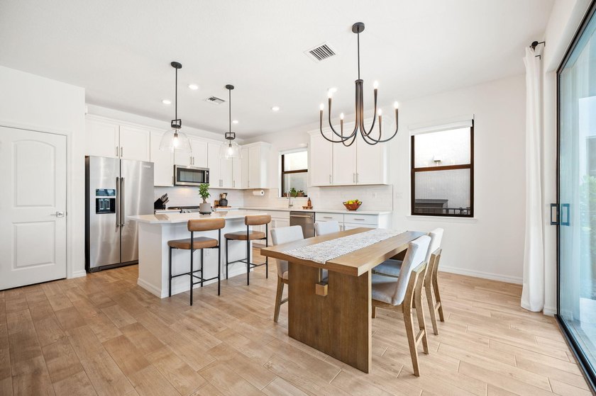 This 2024, like new, Pulte home is located in the uber - photo 11
