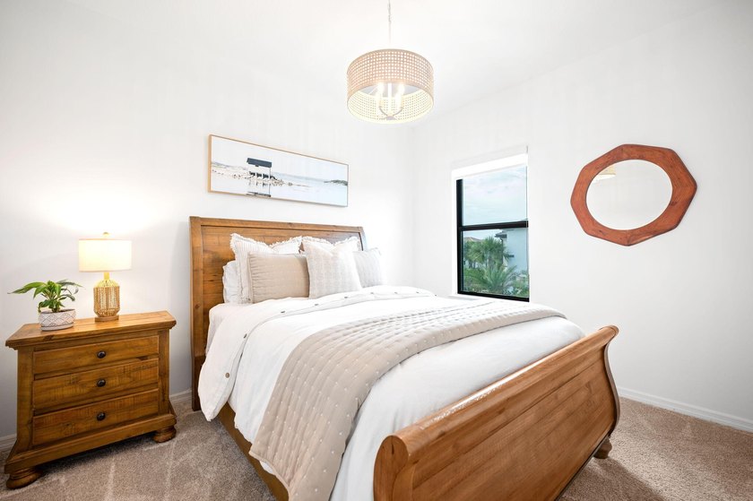 This 2024, like new, Pulte home is located in the uber - photo 26