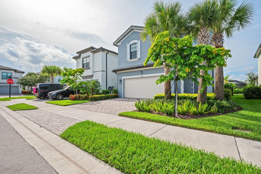 This 2024, like new, Pulte home is located in the uber - photo 27
