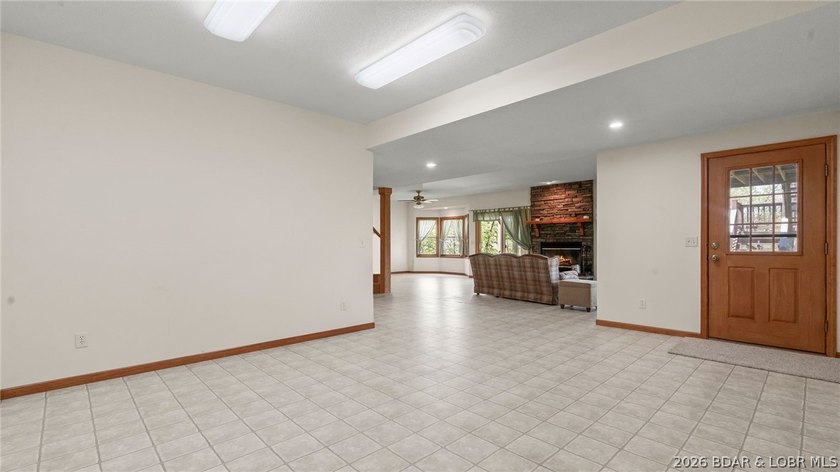 Privacy, acreage, and lakefront living come together at this - photo 28