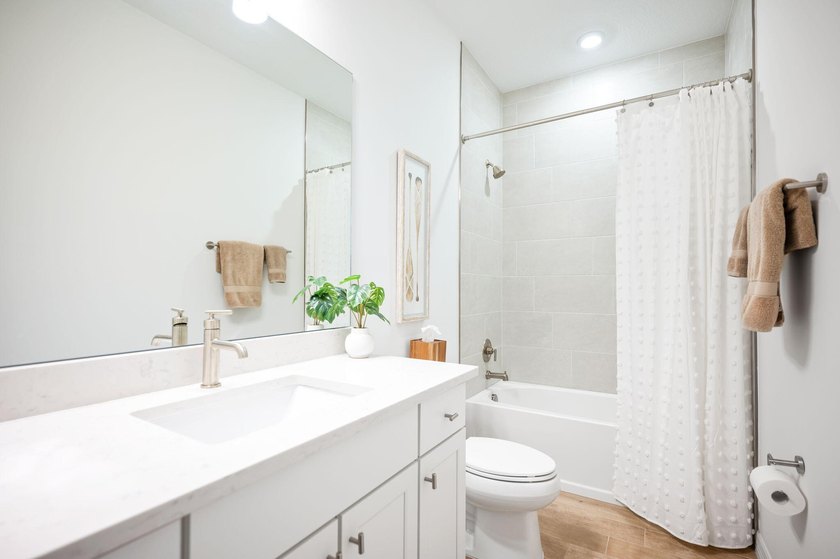 This 2024, like new, Pulte home is located in the uber - photo 28
