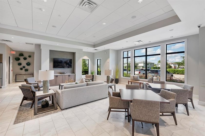 This 2024, like new, Pulte home is located in the uber - photo 36
