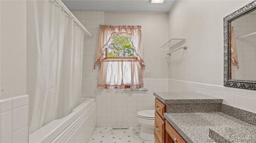 Privacy, acreage, and lakefront living come together at this - photo 38
