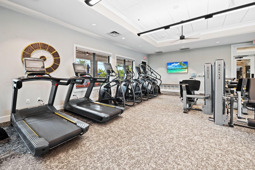 This 2024, like new, Pulte home is located in the uber - photo 44