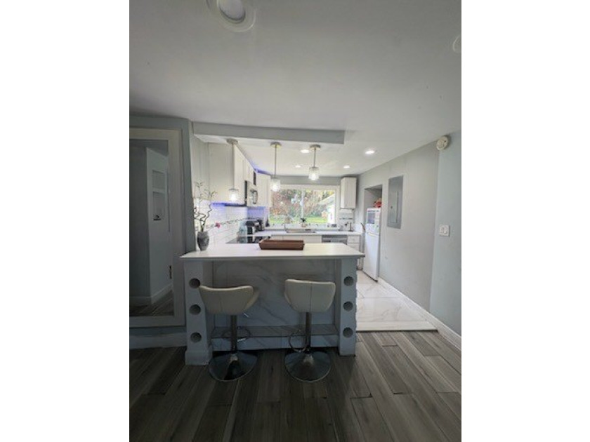 Welcome to 349 E 8th St in Frostproof, FL - an updated 2-bedroom - photo 16