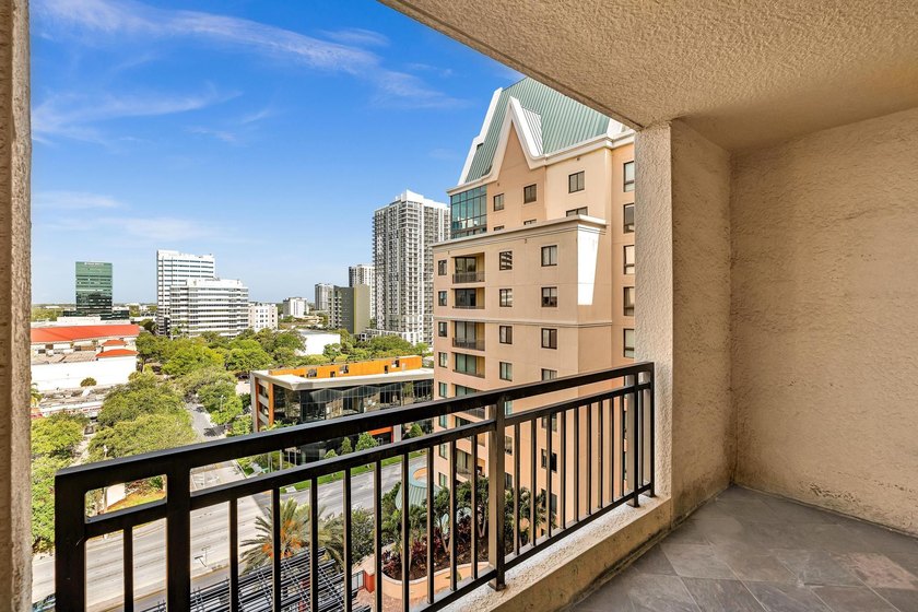 Seller Financing Available! One of the most desirable unit - photo 17