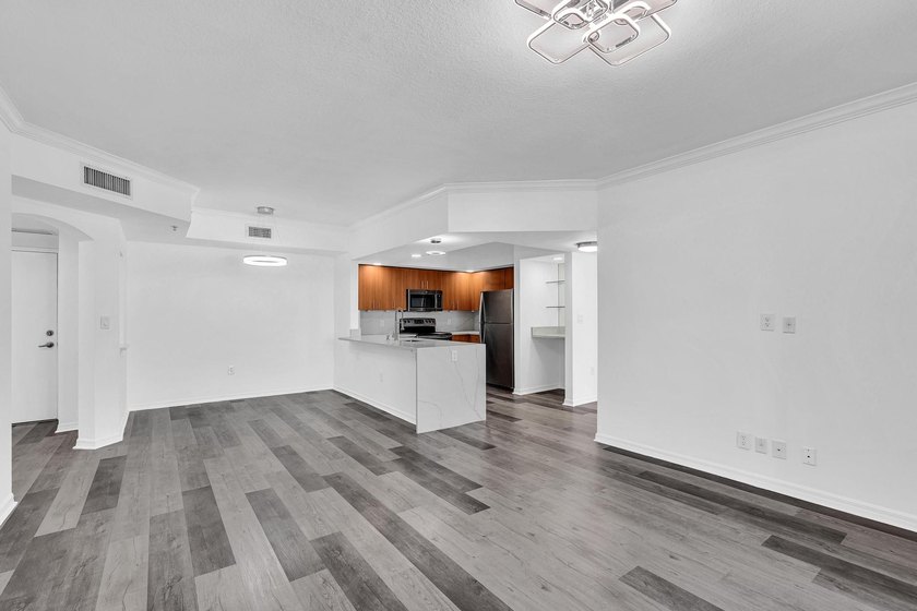 Seller Financing Available! One of the most desirable unit - photo 20