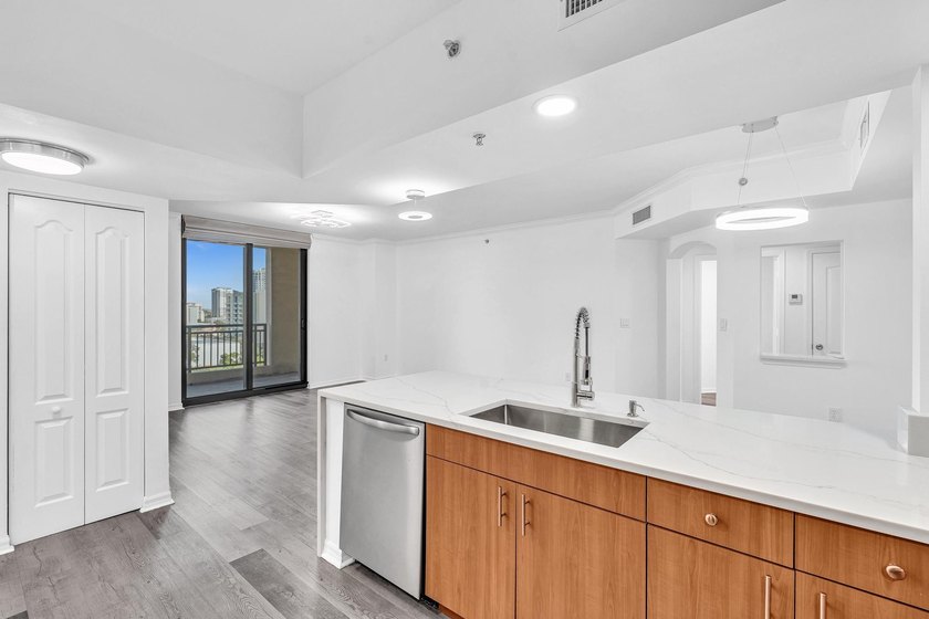 Seller Financing Available! One of the most desirable unit - photo 25