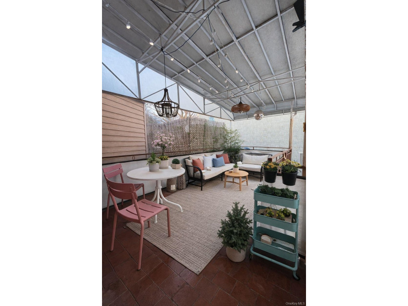 Located in the heart of Williamsburg, this charming property at - photo 10