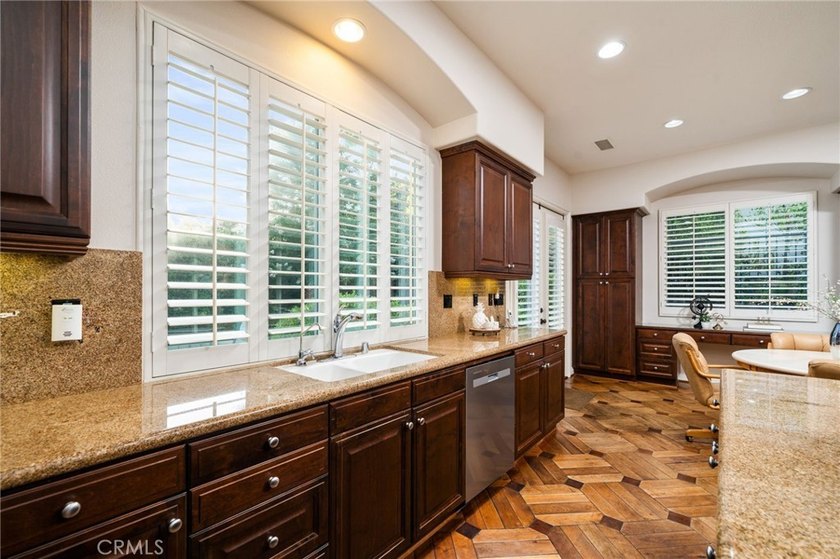 Located in the highly coveted gated community of Oakhart Estates - photo 13