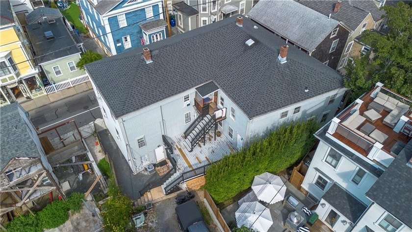130-132 Spring St is a classic historic Newport building in the - photo 12