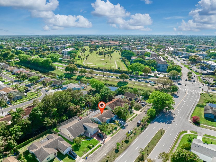 Imagine coming home to your own backyard canal, picking fresh - photo 11