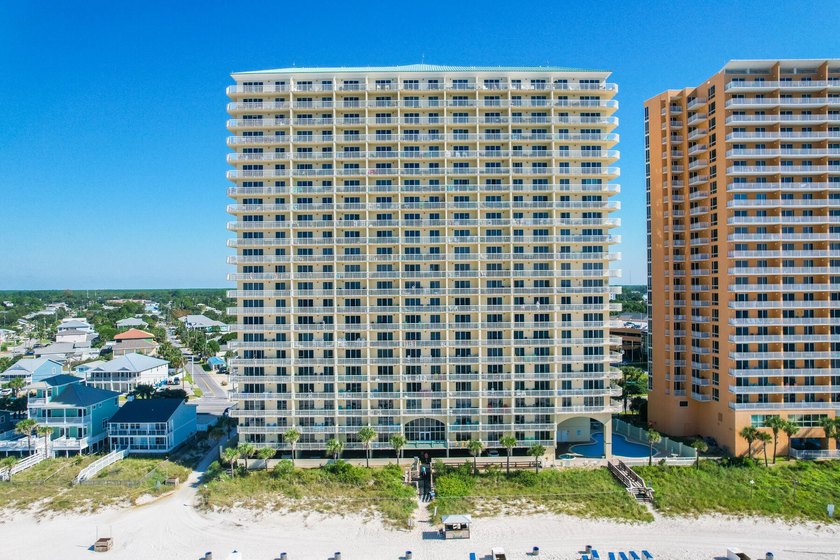 Welcome to your perfect beach getaway! Celadon Beach Resort is a - photo 22