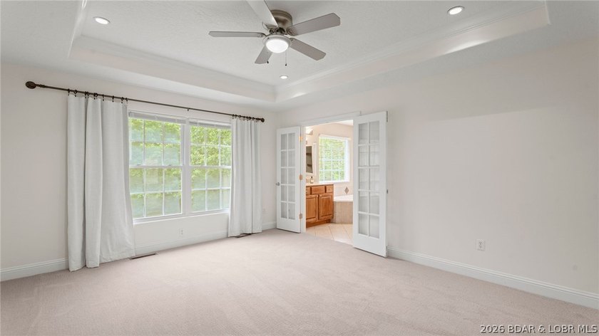 Beautifully maintained 5-bedroom, 3.5-bath home located in the - photo 23