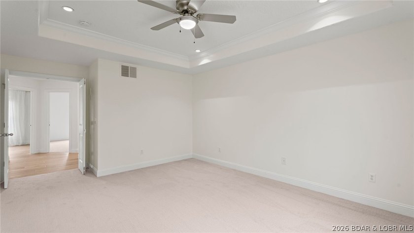Beautifully maintained 5-bedroom, 3.5-bath home located in the - photo 25