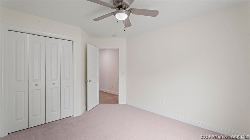 Beautifully maintained 5-bedroom, 3.5-bath home located in the - photo 35